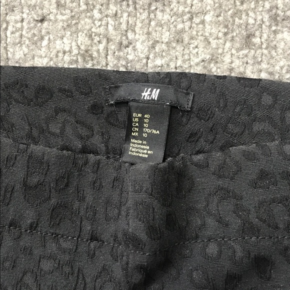 H&M Textured Leopard Print Pull-on Pants 10 - Picture 3 of 7